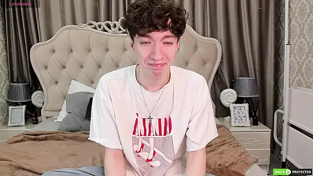 TrevorBenson online show from 09/29/25, 06:13