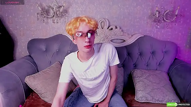 TrevorBenson online show from 10/02/25, 02:02