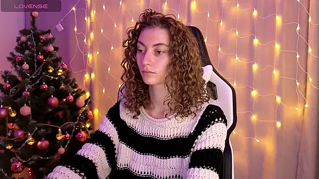 lady curls online show from 12/13/24, 11:17