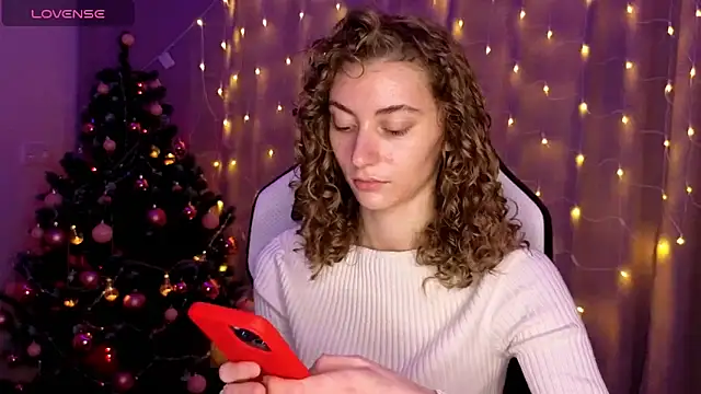 lady curls online show from 12/14/24, 11:23