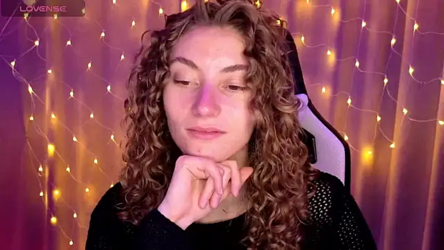 lady curls online show from 01/09/25, 02:22