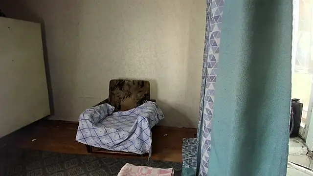 elis gabbi online show from 04/13/26, 06:52