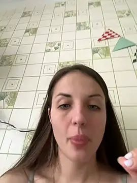 Snapshot of AmiLavs chatting on 01/08/25, 11:21 AmiLavs online show from 01/08/25, 11:21