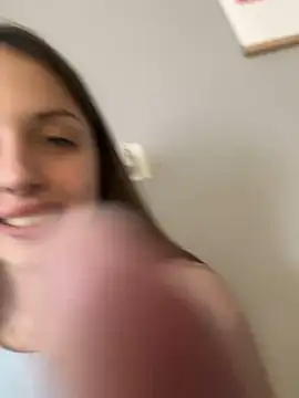 Snapshot of AmiLavs chatting on 02/04/25, 11:27 AmiLavs online show from 02/04/25, 11:27