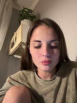 Snapshot of AmiLavs chatting on 09/22/25, 08:22 AmiLavs online show from 09/22/25, 08:22