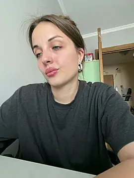 AmiLavs online show from 06/15/26, 01:13