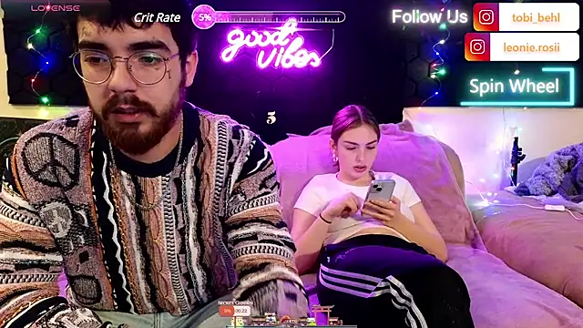 Snapshot of MrAndMrsSavage chatting on 12/05/24, 08:33 MrAndMrsSavage online show from 12/05/24, 08:33