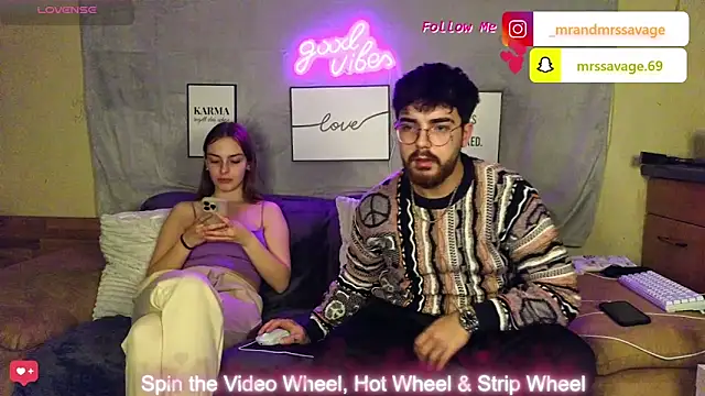 Snapshot of MrAndMrsSavage chatting on 01/14/25, 09:30 MrAndMrsSavage online show from 01/14/25, 09:30