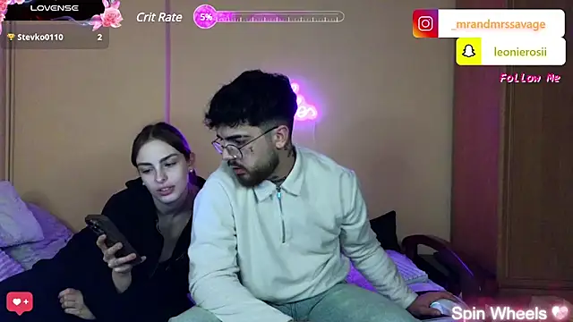 Snapshot of MrAndMrsSavage chatting on 02/06/25, 06:02 MrAndMrsSavage online show from 02/06/25, 06:02