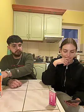 Snapshot of MrAndMrsSavage chatting on 02/24/25, 04:47 MrAndMrsSavage online show from 02/24/25, 04:47