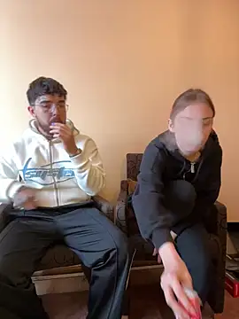 Snapshot of MrAndMrsSavage chatting on 02/27/25, 02:43 MrAndMrsSavage online show from 02/27/25, 02:43