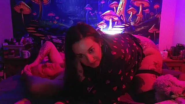 tattoomilf86 online show from 02/14/25, 11:20