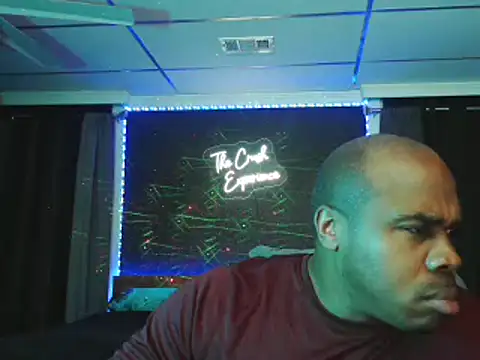 Snapshot of Dcrush17 chatting on 02/10/25, 08:42 Dcrush17 online show from 02/10/25, 08:42