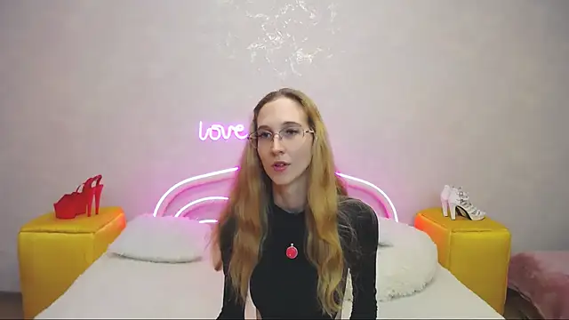 KlaryBrait online show from 01/22/25, 11:34