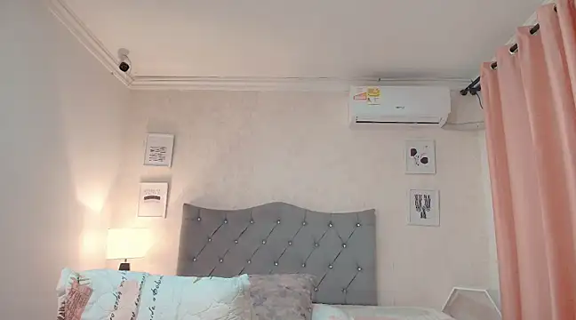 brooklove doll online show from 03/04/25, 11:32