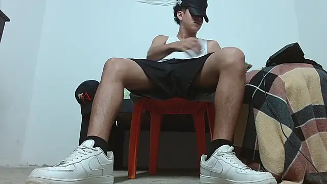 Macho Dom online show from 04/11/26, 10:58