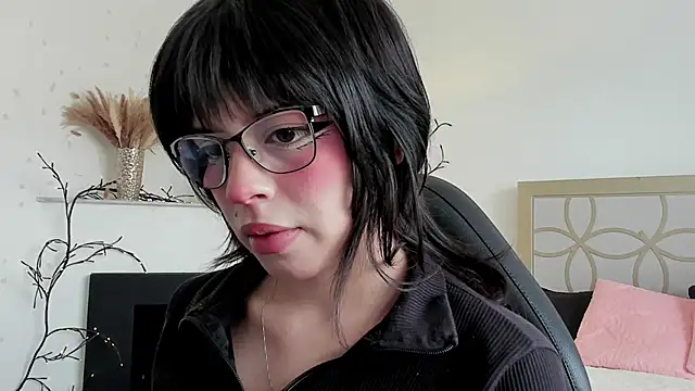 NattashaHotson online show from 02/02/25, 03:17