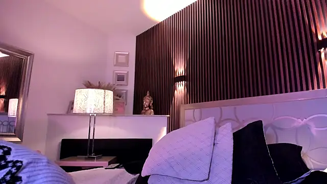 NattashaHotson online show from 10/30/25, 09:55