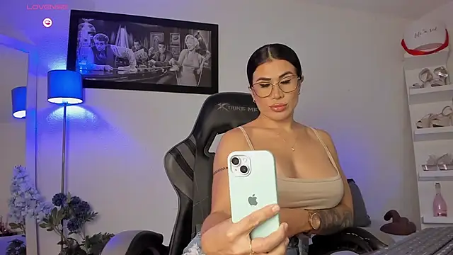 Adribaute online show from 04/03/26, 05:00