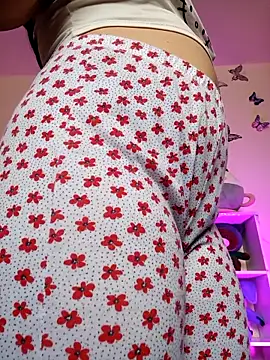 Sofia-Cam online show from 05/10/26, 06:13