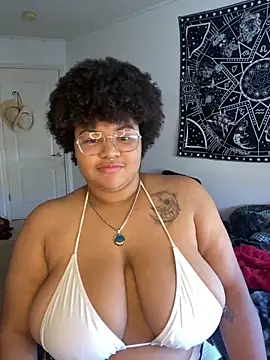 Snapshot of Ectorius chatting on 01/01/25, 06:38 Ectorius online show from 01/01/25, 06:38