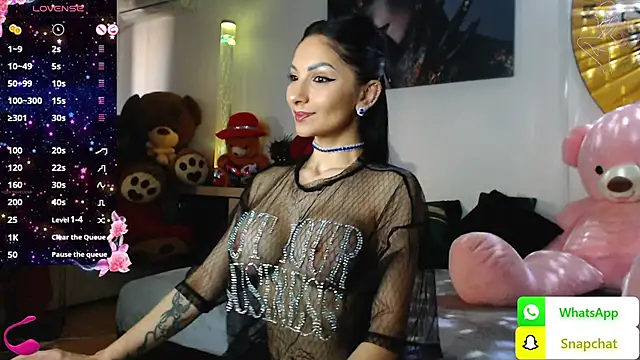 EvelynAisha online show from 02/14/25, 12:57