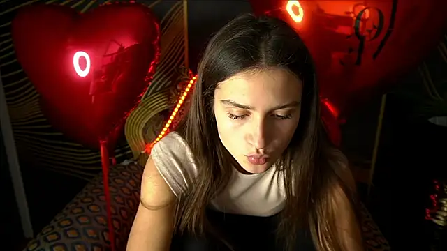 Snapshot of ValeryRoyale chatting on 02/11/25, 05:40 ValeryRoyale online show from 02/11/25, 05:40