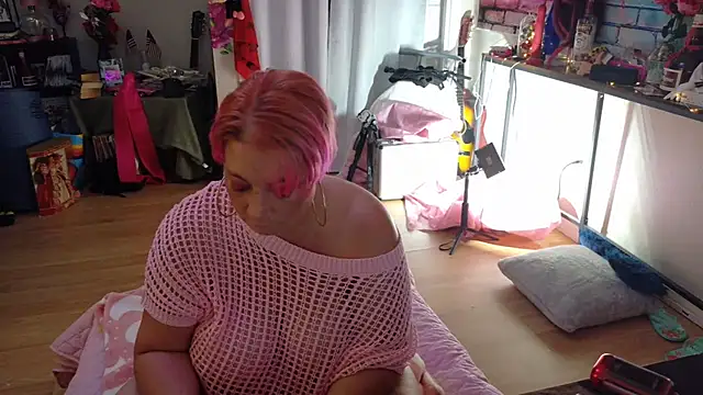 Luna1984 online show from 09/23/25, 10:57