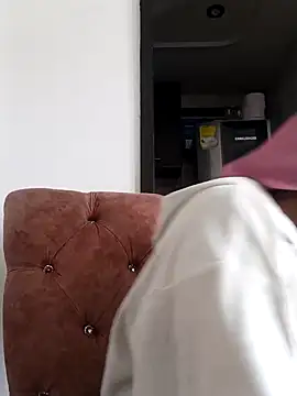 devi black13  online show from 01/21/25, 04:16