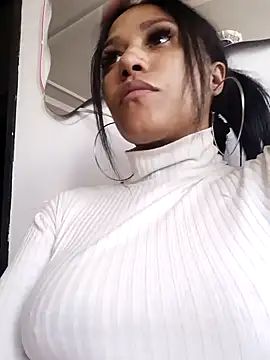 devi black13  online show from 01/27/25, 08:39