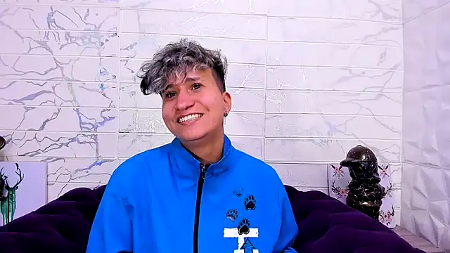 Im Milan Rs online show from 02/15/25, 09:27