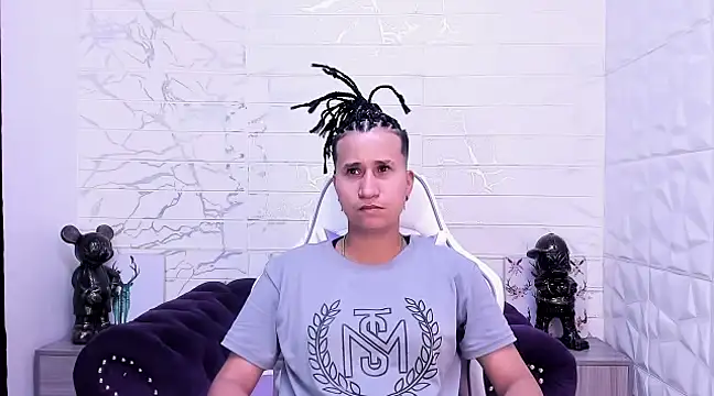 Im Milan Rs online show from 02/23/25, 12:08