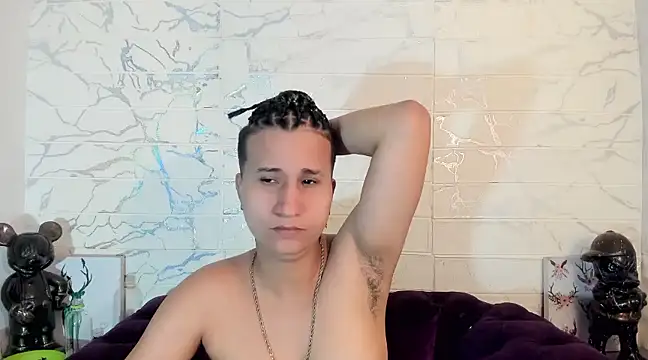 Im Milan Rs online show from 02/27/25, 10:26