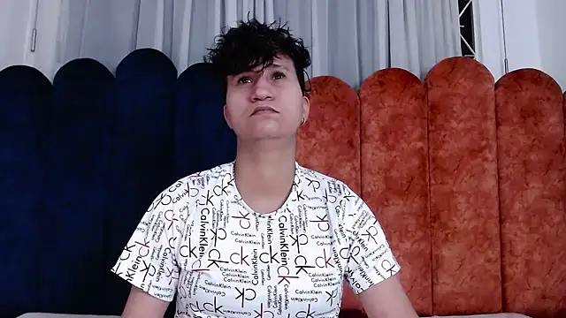 Im Milan Rs online show from 09/23/25, 02:47