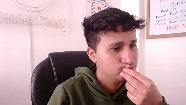 Im Milan Rs online show from 04/05/26, 07:11