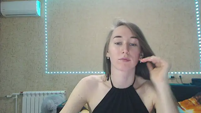 --Model--2 online show from 01/08/25, 04:33