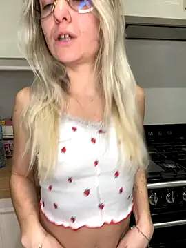 carlaaa online show from 12/03/25, 09:13