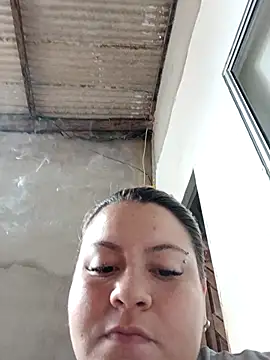 Snapshot of carola_hotwife chatting on 09/18/25, 01:02 carola hotwife online show from 09/18/25, 01:02