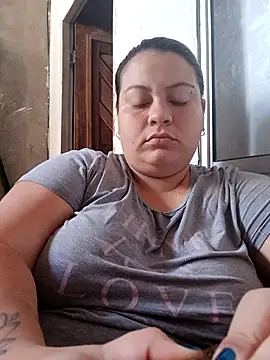 Snapshot of carola_hotwife chatting on 09/27/25, 10:53 carola hotwife online show from 09/27/25, 10:53