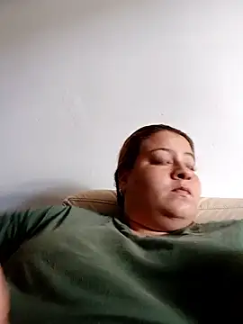 Snapshot of carola_hotwife chatting on 12/05/25, 11:52 carola hotwife online show from 12/05/25, 11:52