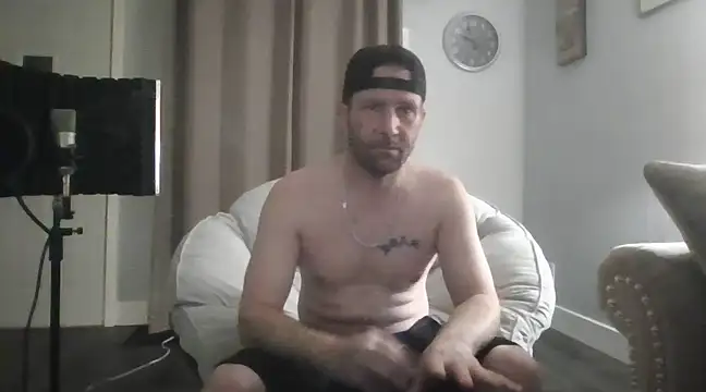 Edward LongCock online show from 01/05/25, 03:00