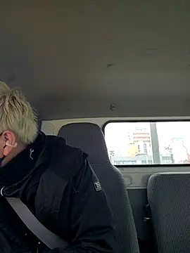 Snapshot of da--------i chatting on 02/07/25, 06:56 da--------i online show from 02/07/25, 06:56