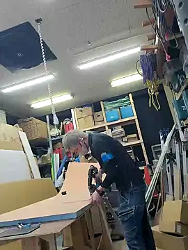 Snapshot of da--------i chatting on 03/22/25, 05:28 da--------i online show from 03/22/25, 05:28