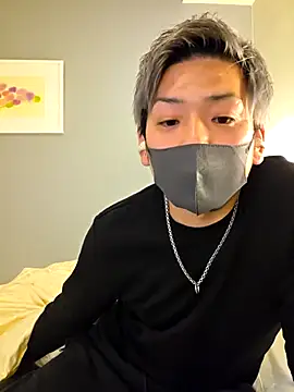 Snapshot of da--------i chatting on 12/01/25, 04:56 da--------i online show from 12/01/25, 04:56