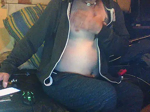 Snapshot of tus_ordenes_mis_deseos chatting on 06/07/26, 03:10 tus ordenes mis deseos online show from 06/07/26, 03:10