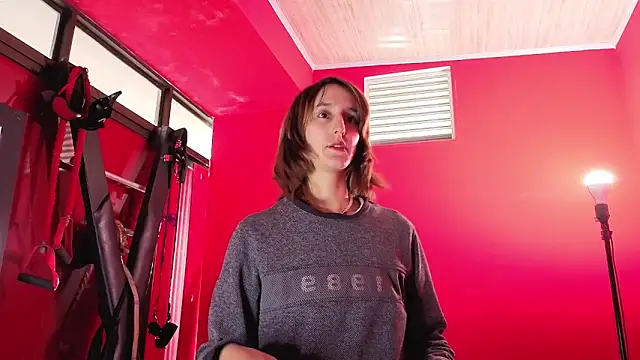 Ambar Roux  online show from 03/19/26, 12:53