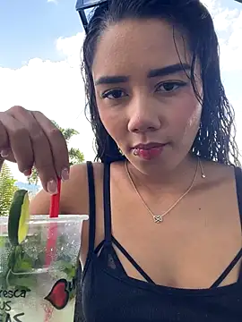  Luana online show from 11/18/25, 05:39