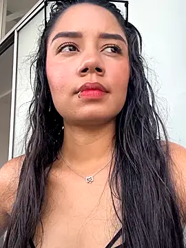  Luana online show from 12/16/25, 05:51