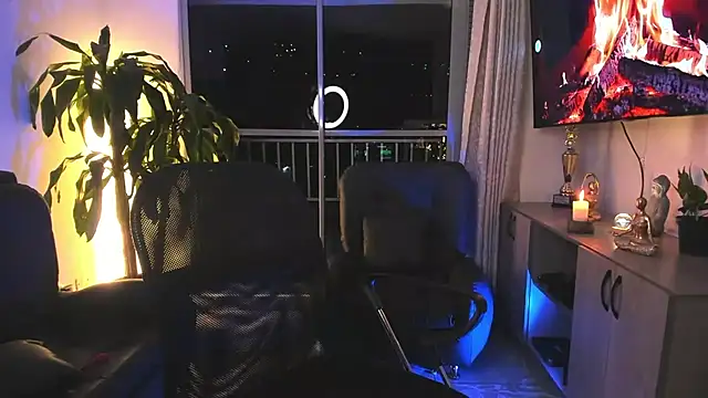 Snapshot of Jasperjoness chatting on 03/22/25, 08:18 Jasperjoness online show from 03/22/25, 08:18