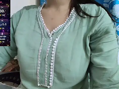 Snapshot of Reika_01 chatting on 06/30/26, 01:28 Reika 01 online show from 06/30/26, 01:28